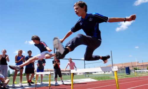На уроках физической культуры Правила поведения школьника на уроке физкультуры